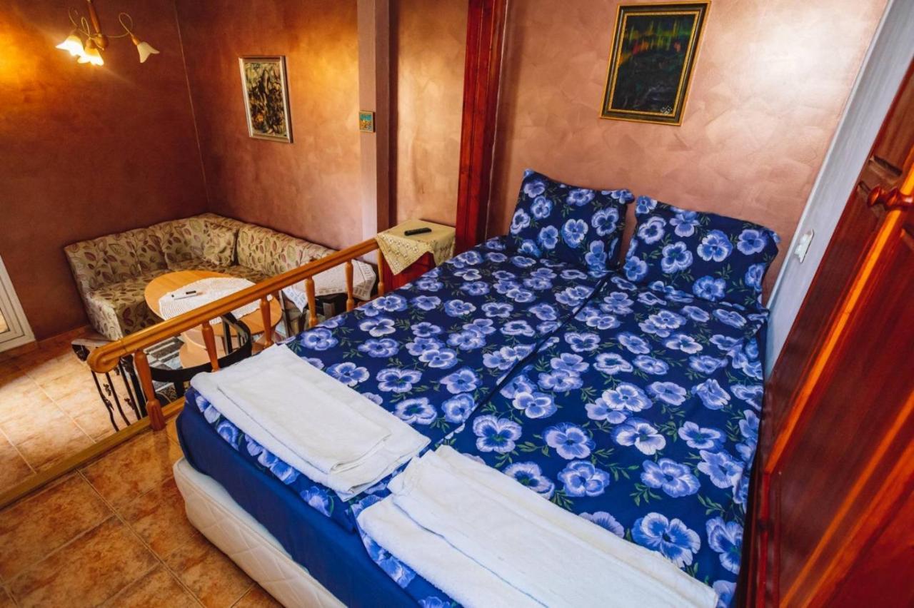 Arbat Guest Rooms Arbanasi Exteriör bild